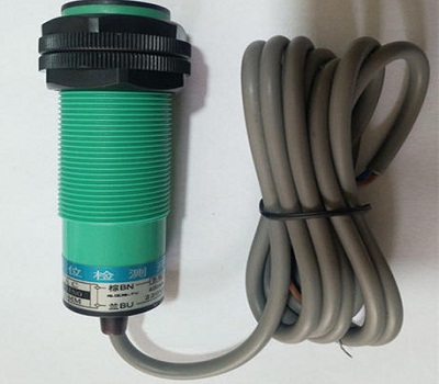 電容式接近開關(guān).jpg 電容式接近開關(guān).jpg