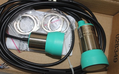 使用壓力傳感器對(duì)管道和容器的液體檢測(cè)方式